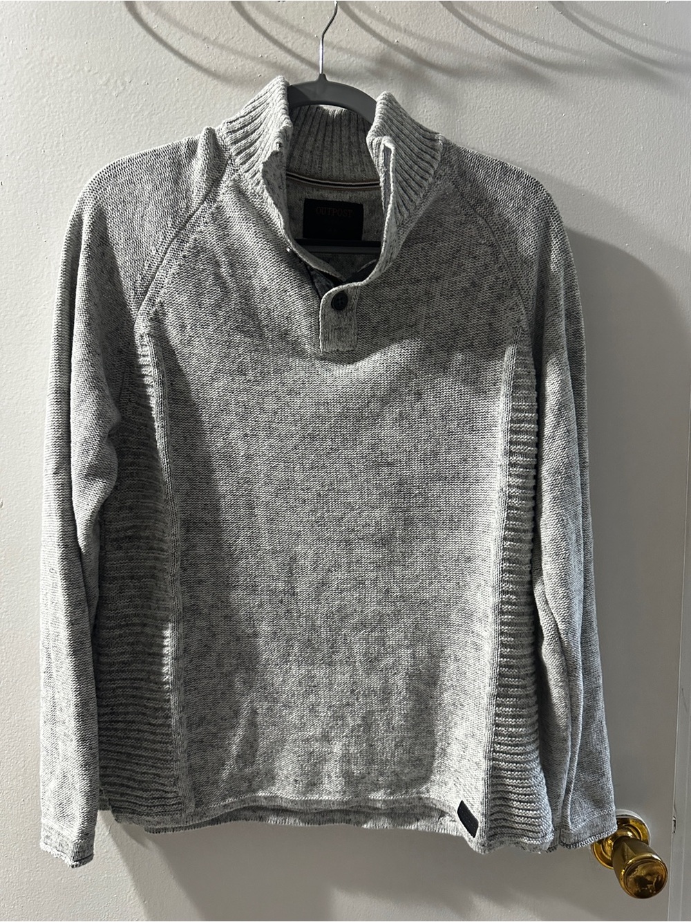 Men’s outpost grey sweater size medium